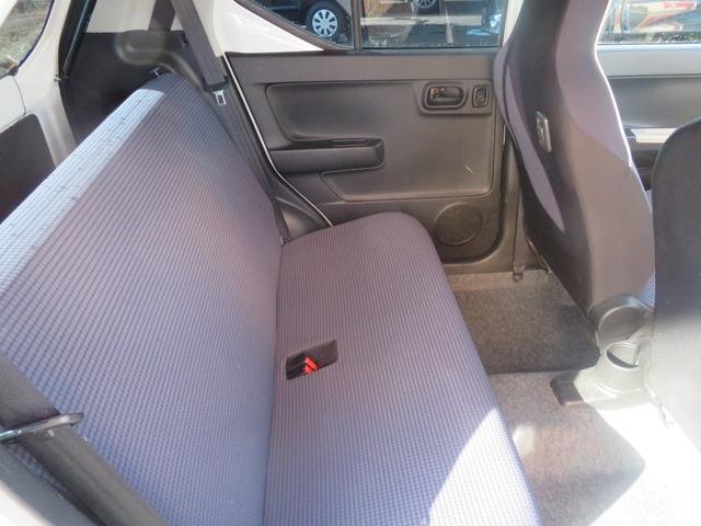 アルト L 4WDアイドリングストップ機能 衝突軽減前後センサー 社外ナビ バックカメラ ブルトウース機能 ETC スタッドレスタイヤ キーレス 禁煙車 電動格納ミラー ドアミラーボデイ同色(42枚目)