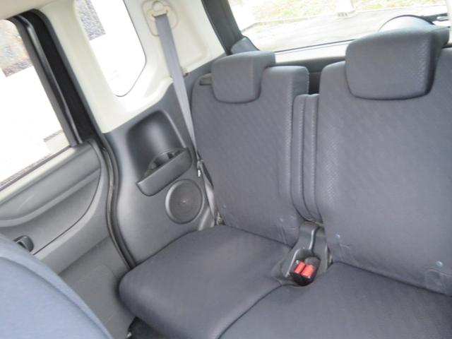 N-BOXカスタム G ターボSSパッケージ 4WD ワンオーナー 両側パワースライド 純正ナビ バックカメラ ETC 純正エアロ HIDライトフオグランプ 純正15インチアルミ 純正エンジンスターター USBケーブル フロアイルミネーション(9枚目)