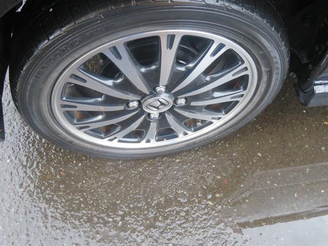 N-BOXカスタム G ターボSSパッケージ 4WD ワンオーナー 両側パワースライド 純正ナビ バックカメラ ETC 純正エアロ HIDライトフオグランプ 純正15インチアルミ 純正エンジンスターター USBケーブル フロアイルミネーション(10枚目)