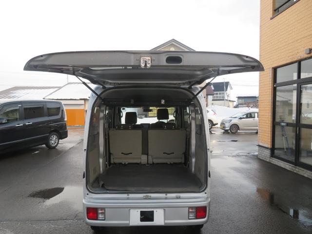 エブリイ ＰＣリミテッド　４ＷＤ　セーフティサポート　リアプライバシーガラス　キーレス　パワーウインド　社外ナビ　バックカメラ　フルフラットシート　オーバーヘッドコンソール　リアパーキングセンサー（40枚目）