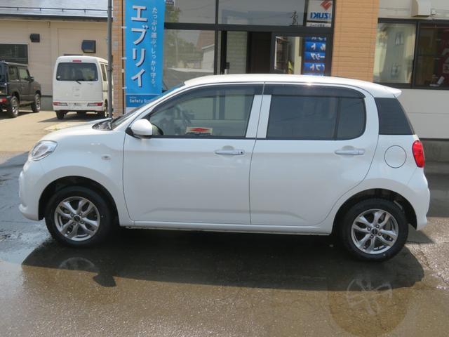 パッソ X Lパッケージ 4WD 寒冷地仕様 フルセグナビ ブルートウース機能 バックカメラ ETC 純正ドライブレコーダー LEDライトフオグランプ シートヒーター ワイパーデアイサー 14インチアルミ スタッドレスタイヤ(3枚目)