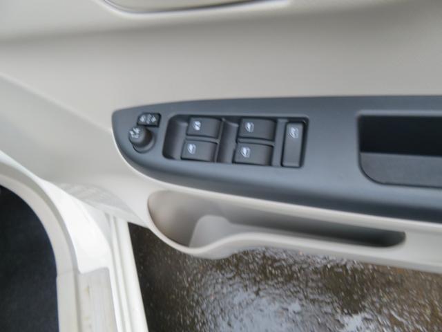 パッソ X Lパッケージ 4WD 寒冷地仕様 フルセグナビ ブルートウース機能 バックカメラ ETC 純正ドライブレコーダー LEDライトフオグランプ シートヒーター ワイパーデアイサー 14インチアルミ スタッドレスタイヤ(17枚目)