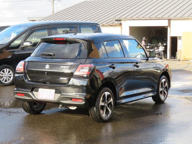 スイフト ハイブリッドＭＺ　９インチ純正ナビ　フルセグＴＶ　スズキコネクト　全方位カメラ　アップルカープレイでユーチューブ再生ＯＫ　ＬＥＤライトフオグランプ　ＥＴＣ　ブルトウース機能　シートヒーター左右　ヒーテッドミラー（11枚目）