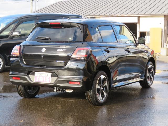 スイフト ハイブリッドＭＺ　９インチ純正ナビ　フルセグＴＶ　スズキコネクト　全方位カメラ　アップルカープレイでユーチューブ再生ＯＫ　ＬＥＤライトフオグランプ　ＥＴＣ　ブルトウース機能　シートヒーター左右　ヒーテッドミラー（12枚目）