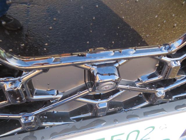 スイフト ハイブリッドＭＺ　９インチ純正ナビ　フルセグＴＶ　スズキコネクト　全方位カメラ　アップルカープレイでユーチューブ再生ＯＫ　ＬＥＤライトフオグランプ　ＥＴＣ　ブルトウース機能　シートヒーター左右　ヒーテッドミラー（47枚目）