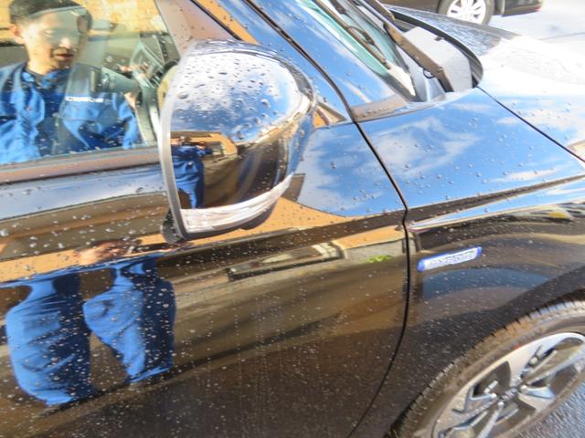 スイフト ハイブリッドＭＺ　９インチ純正ナビ　フルセグＴＶ　スズキコネクト　全方位カメラ　アップルカープレイでユーチューブ再生ＯＫ　ＬＥＤライトフオグランプ　ＥＴＣ　ブルトウース機能　シートヒーター左右　ヒーテッドミラー（49枚目）