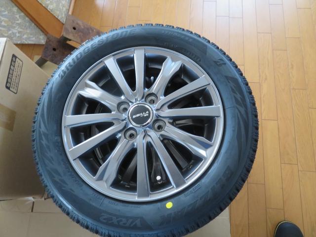 サンバートラック ＴＣ　プロフェッショナル４ＷＤ　５速マニュアル　エアコン　パワステ（55枚目）