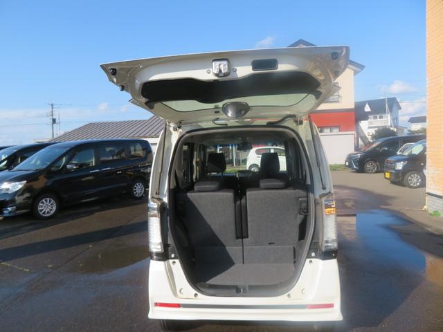 �n�b�`�o�b�N�^�C�v�ł��B�J�̓��͎P�ւ�肵�Ă���܂��B