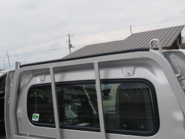 キャリイトラック ＫＣエアコン・パワステ　４ＷＤ５速マニュアル　最終型　エアコンパワステ　キーレス　パワーウインド　オートライト　アイドリングストップ機能　サイドバイザー　アッパーメンバーガード　横滑り防止（29枚目）