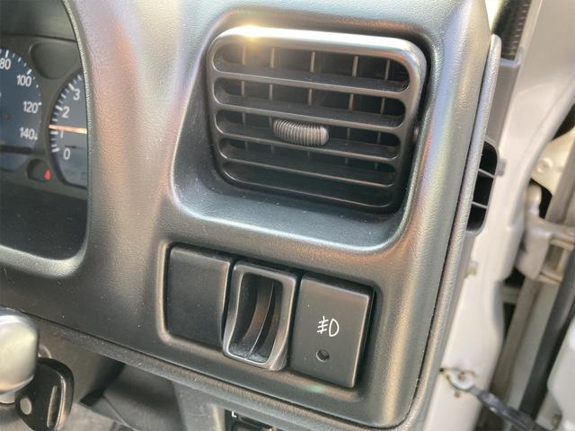 XC 4WD 5速マニュアル ETC ナビ TV キーレスエントリー 電動格納ミラー MT ABS CD DVD再生 USB Bluetooth ルーフレール アルミホイール(11枚目)