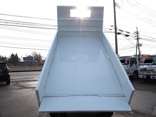 キャンター 全低床強化ダンプ　４ＷＤ　２ｔ積　Ｌゲート（7枚目）