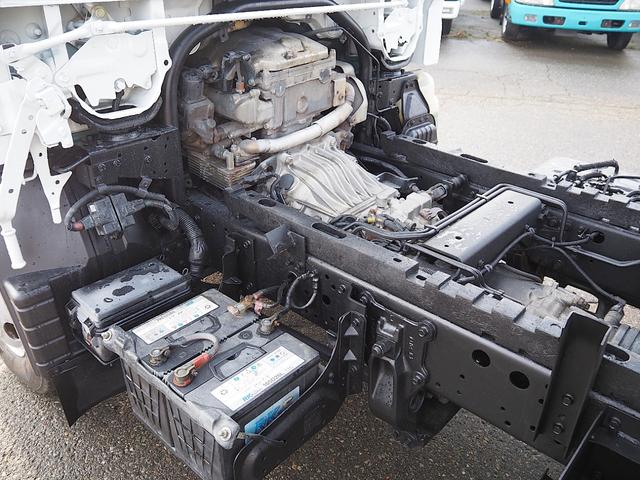 キャンター 全低床強化ダンプ　４ＷＤ　２ｔ積　Ｌゲート（12枚目）