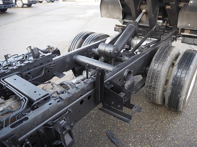 キャンター 全低床強化ダンプ　４ＷＤ　２ｔ積　Ｌゲート（16枚目）