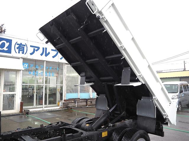エルフトラック フルフラットロー　強化ダンプ　４ＷＤ　２．７ｔ積　スノープラウ取付ステー有（16枚目）