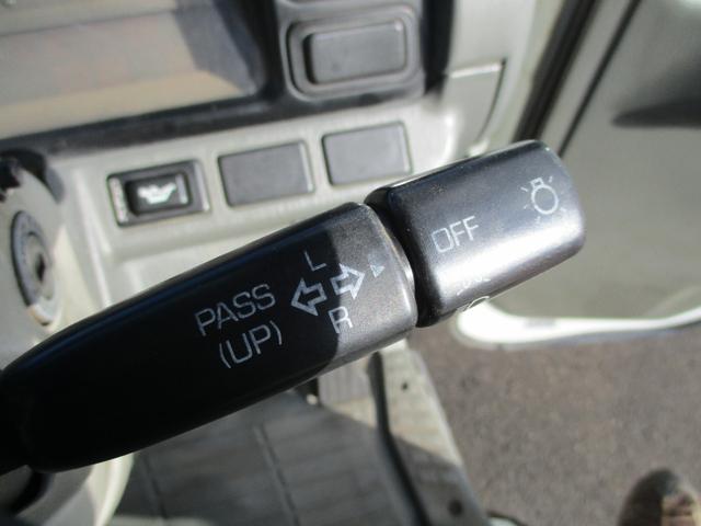 キャンター 全低床　４ＷＤ　荷台塗装済　荷台床板張替済　最大積載量１５００ｋｇ（20枚目）