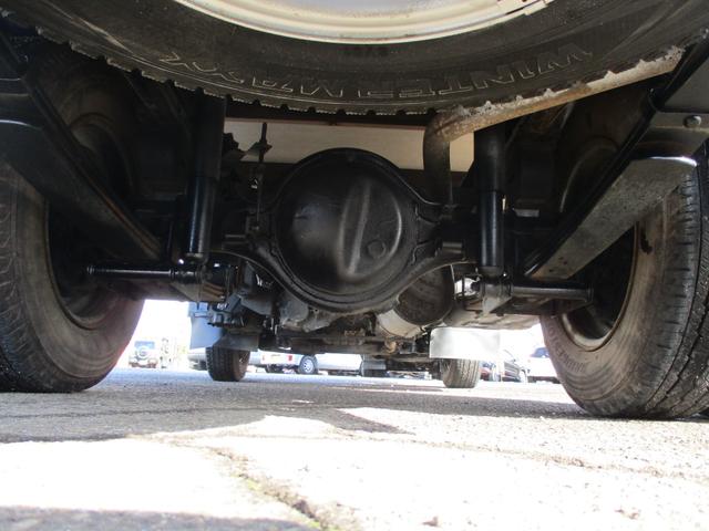 キャンター 全低床　４ＷＤ　荷台塗装済　荷台床板張替済　最大積載量１５００ｋｇ（40枚目）
