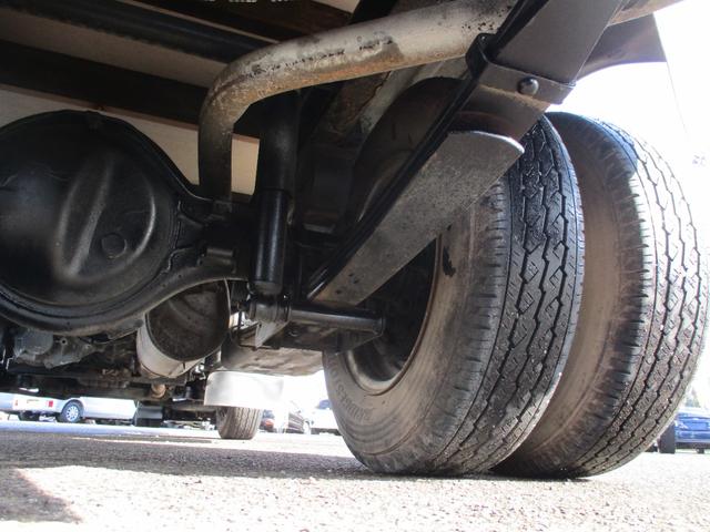 キャンター 全低床　４ＷＤ　荷台塗装済　荷台床板張替済　最大積載量１５００ｋｇ（41枚目）