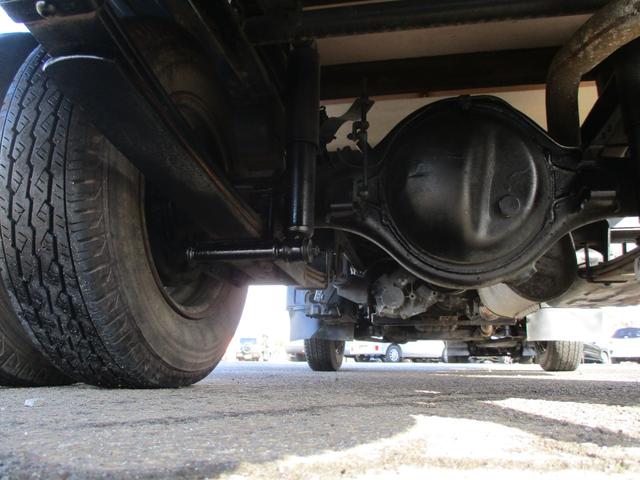 キャンター 全低床　４ＷＤ　荷台塗装済　荷台床板張替済　最大積載量１５００ｋｇ（42枚目）