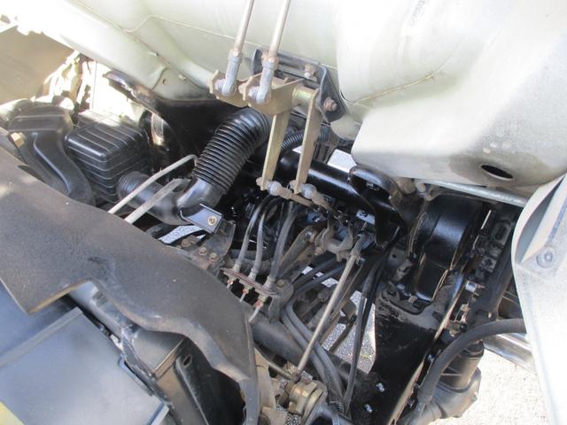 キャンター 全低床　４ＷＤ　荷台塗装済　荷台床板張替済　最大積載量１５００ｋｇ（45枚目）