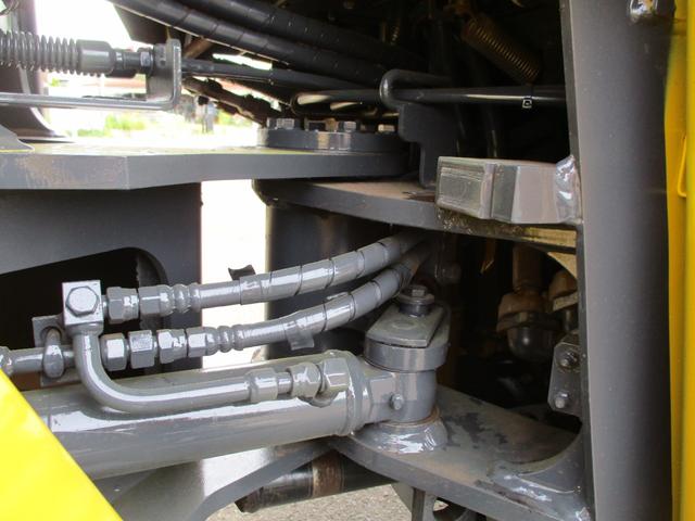 日本 コマツホイールローダ WA30-6EG 4WD エアコン 全面塗装済 稼働時間4925hrs(15枚目)
