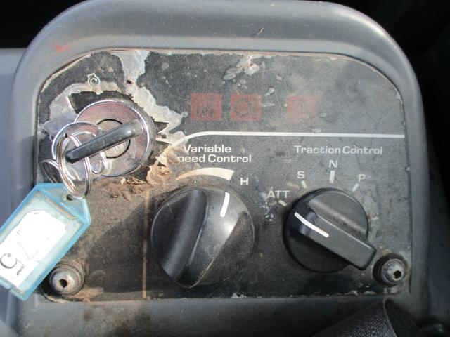 日本 コマツホイールローダ WA30-6EG 4WD エアコン 全面塗装済 稼働時間4925hrs(24枚目)