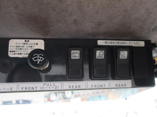 日本 コマツホイールローダ WA30-6EG 4WD エアコン 全面塗装済 稼働時間4925hrs(28枚目)