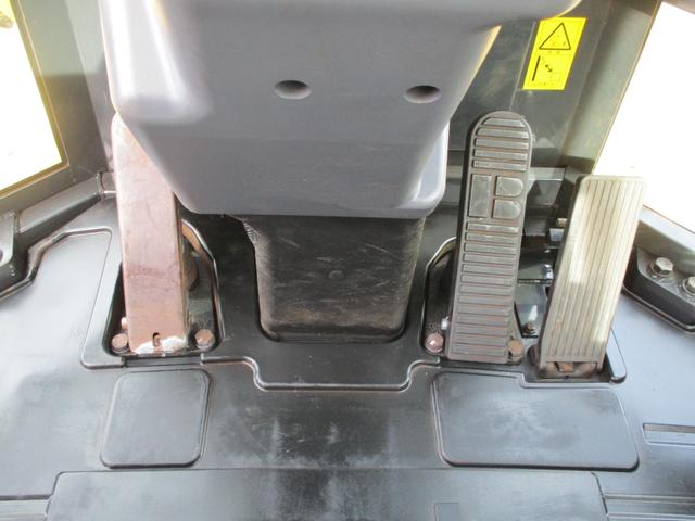 日本 コマツホイールローダ WA30-6EG 4WD エアコン 全面塗装済 稼働時間4925hrs(29枚目)
