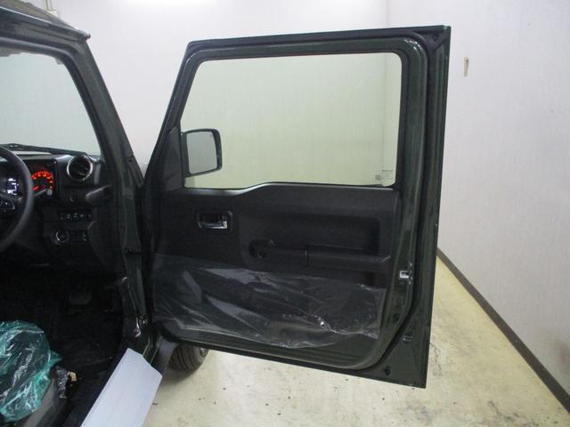 ジムニーノマド ＦＣ　登録済未使用車　スズキセーフティサポート　アダプティブクルーズコントロール　ＬＥＤヘッドライト　フォグライト　スマートキー　アイドリングストップ　純正アルミ　前席シートヒーター　コーナーセンサー（8枚目）