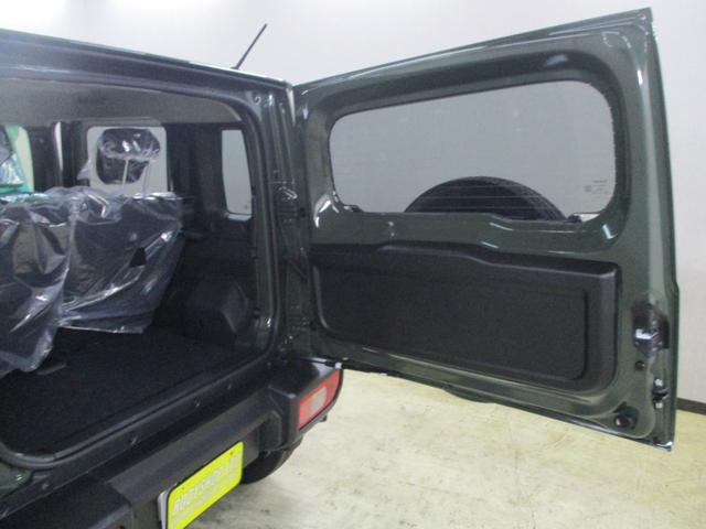 ジムニーノマド ＦＣ　登録済未使用車　スズキセーフティサポート　アダプティブクルーズコントロール　ＬＥＤヘッドライト　フォグライト　スマートキー　アイドリングストップ　純正アルミ　前席シートヒーター　コーナーセンサー（12枚目）