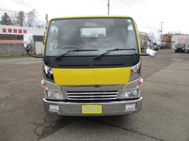 キャンター 全低床ダンプ　４ＷＤ　新品メッキパーツ　エアコン　パワステ　パワーウィンドウ（3枚目）