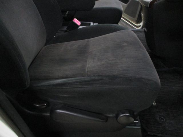 ヴェルファイア 2.4Z 4WD ワンオーナー 社外ナビ・TV 後席フリップダウンモニター バックカメラ 中古スタッドレス+アルミ(12枚目)