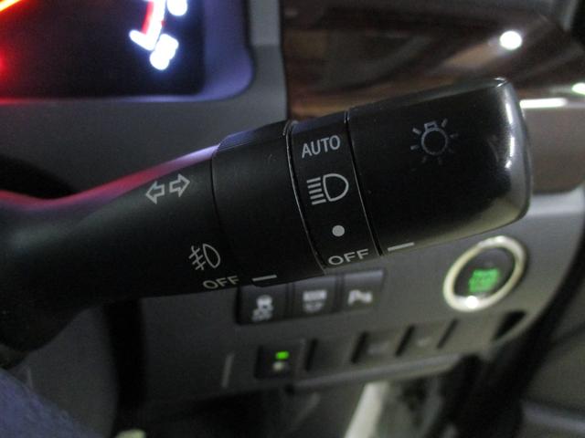 ヴェルファイア 2.4Z 4WD ワンオーナー 社外ナビ・TV 後席フリップダウンモニター バックカメラ 中古スタッドレス+アルミ(21枚目)