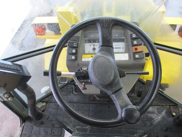 日本 ベースグレード　４ＷＤ　稼働時間３８４５ｈｒｓ　ヒーター（18枚目）