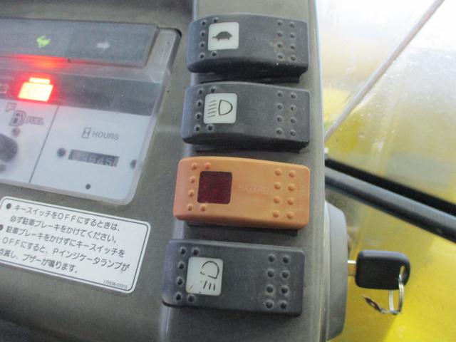 日本 ベースグレード　４ＷＤ　稼働時間３８４５ｈｒｓ　ヒーター（21枚目）