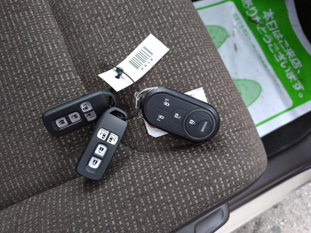 Ｎ－ＢＯＸ Ｌ　コーディネートスタイル　４ＷＤ　ツートンルーフ　純正ナビ　フルセグＴＶ　Ｂｌｕｅｔｏｏｔｈ　ＤＶＤ再生　両側パワースライドドア　両席シートヒーター　Ｂカメラ　ビルトインＥＴＣ　ＬＥＤヘッドライト　キーレスプッシュスタート（43枚目）