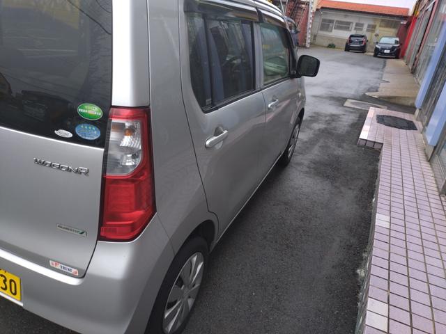 ワゴンＲ ＦＸ　４ＷＤ　５速マニュアル車　ワンオーナー　走行４万キロ台　前使用埼玉県　シートヒーター　純正オーディオ（25枚目）