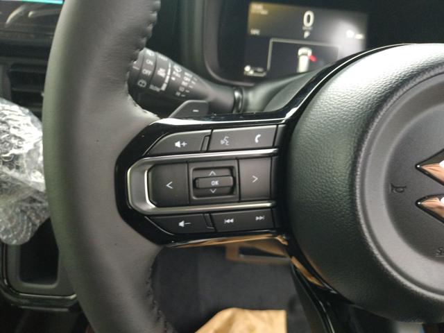 クロスビー ハイブリッドＭＺ　新型　４ＷＤ　登録済未使用車　アップグレードパッケージ　純正９インチ全方位モニター付ナビ　ＴＶ　Ｂｌｕｅｔｏｏｔｈ対応　ＬＥＤヘッドライト　スズキセーフティサポート　ブラックタフツートン（46枚目）