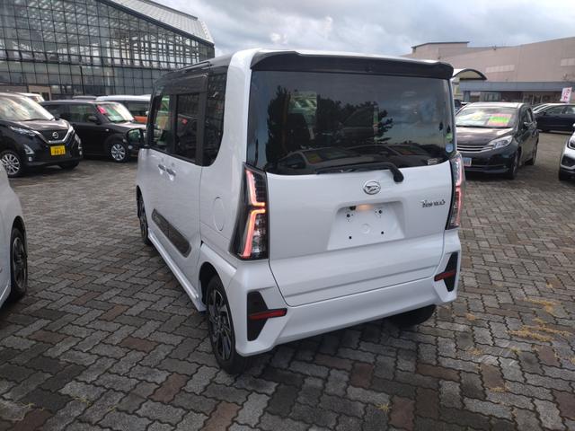 タント カスタムＸ　４ＷＤ　衝突被害軽減ブレーキ　純正ツートンカラー　ナビ　フルセグＴＶ　Ｂｌｕｅｔｏｏｔｈ　Ｂカメラ　両側パワースライドドア　ＬＥＤヘッドライト　シートヒーター　寒冷地仕様（13枚目）