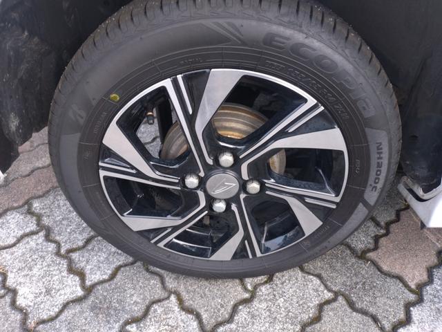 タント カスタムＸ　４ＷＤ　衝突被害軽減ブレーキ　純正ツートンカラー　ナビ　フルセグＴＶ　Ｂｌｕｅｔｏｏｔｈ　Ｂカメラ　両側パワースライドドア　ＬＥＤヘッドライト　シートヒーター　寒冷地仕様（14枚目）