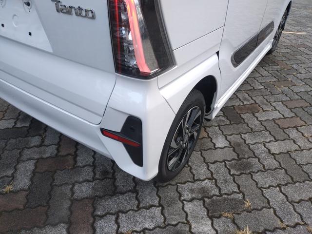 タント カスタムＸ　４ＷＤ　衝突被害軽減ブレーキ　純正ツートンカラー　ナビ　フルセグＴＶ　Ｂｌｕｅｔｏｏｔｈ　Ｂカメラ　両側パワースライドドア　ＬＥＤヘッドライト　シートヒーター　寒冷地仕様（28枚目）
