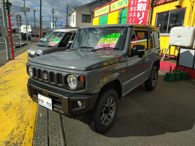 ジムニー ＸＣ　４ＷＤ　ターボ　届出済未使用車　ナビ　フルセグＴＶ　Ｂｌｕｅｔｏｏｔｈ　スズキセーフティサポート　ＬＥＤヘッドライト　オートライト　スマートキー　オートクルーズコントロール　シートヒーター（3枚目）