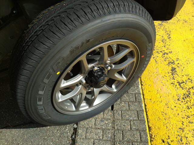 ジムニー ＸＣ　４ＷＤ　ターボ　届出済未使用車　ナビ　フルセグＴＶ　Ｂｌｕｅｔｏｏｔｈ　スズキセーフティサポート　ＬＥＤヘッドライト　オートライト　スマートキー　オートクルーズコントロール　シートヒーター（10枚目）