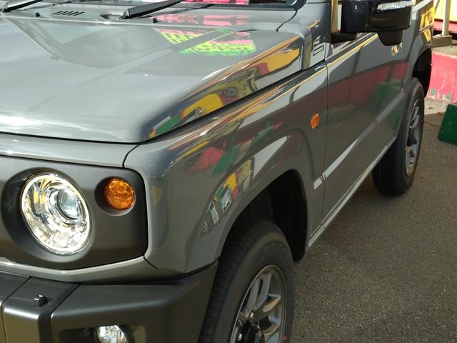 ジムニー ＸＣ　４ＷＤ　ターボ　届出済未使用車　ナビ　フルセグＴＶ　Ｂｌｕｅｔｏｏｔｈ　スズキセーフティサポート　ＬＥＤヘッドライト　オートライト　スマートキー　オートクルーズコントロール　シートヒーター（18枚目）