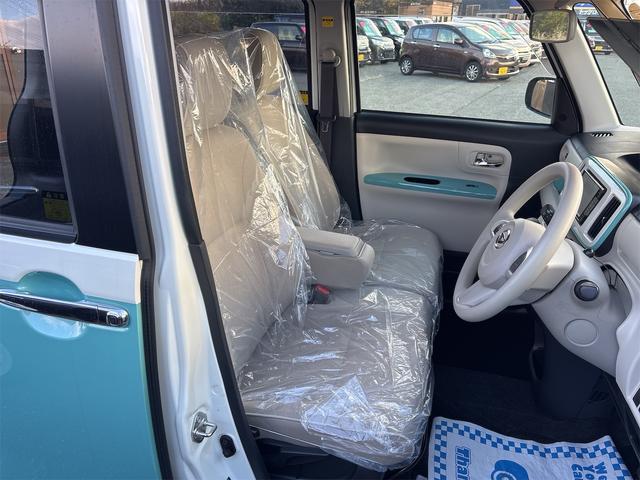 ムーヴキャンバス Ｘメイクアップリミテッド　ＳＡＩＩＩ　４ＷＤ／スマートアシスト／純正ナビ／フルセグＴＶ／パノラマモニター／Ｂｌｕｅｔｏｏｔｈ　Ａｕｄｉｏ／ＤＶＤ再生／両側パワースライドドア／プッシュスタート／スマートキー／オートライト／オートライト（13枚目）