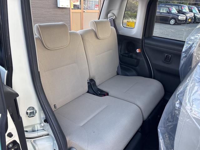 ムーヴキャンバス Ｘメイクアップリミテッド　ＳＡＩＩＩ　４ＷＤ／スマートアシスト／純正ナビ／フルセグＴＶ／パノラマモニター／Ｂｌｕｅｔｏｏｔｈ　Ａｕｄｉｏ／ＤＶＤ再生／両側パワースライドドア／プッシュスタート／スマートキー／オートライト／オートライト（14枚目）