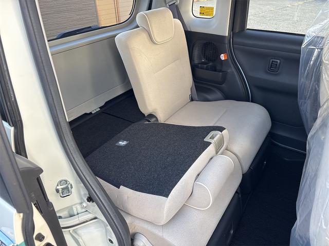 ムーヴキャンバス Ｘメイクアップリミテッド　ＳＡＩＩＩ　４ＷＤ／スマートアシスト／純正ナビ／フルセグＴＶ／パノラマモニター／Ｂｌｕｅｔｏｏｔｈ　Ａｕｄｉｏ／ＤＶＤ再生／両側パワースライドドア／プッシュスタート／スマートキー／オートライト／オートライト（52枚目）