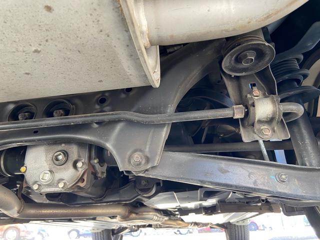 ＸＶ ２．０ｉ－Ｌ　アイサイト　関西使用車　４ＷＤ　衝突被害軽減ブレーキ　横滑り防止　ＨＩＤヘッドライト　パワーシート　パドルシフト　ナビ・ＴＶ　Ｂｌｕｅｔｏｏｔｈ　バックカメラ　クルーズコントロール　プッシュスタート（6枚目）