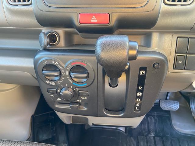 エブリイ ＰＡリミテッド　４ＷＤ　キャンピングカー　未使用品ちょいＣＡＭ豊バージョン　衝突被害軽減ブレーキ　クリアランスソナー　ドライブレコーダー　パワーステアリング　パワーウィンドウ　エアコン　ＣＤ・ラジオ（14枚目）