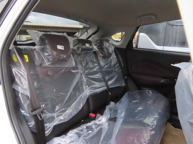 フロンクス ベースグレード 4WD 登録済未使用車 全周囲カメラ 9インチナビ AppleCarplay 全車速追従クルコン クリアランスソナー BSM ブレーキホールド HUD 突軽減ブレーキ シートヒーター(30枚目)