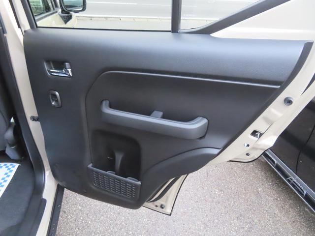 クロスビー ハイブリッドＭＺ　登録済未使用車　全周囲カメラ　９インチナビ　アップルカープレイ　ドラレコ（前後）ＥＴＣ　フロアマット　ドアバイザー　スタッドレスタイヤアルミホイール付　全車速追従クルコン　シートヒーター　ＢＳＭ（50枚目）